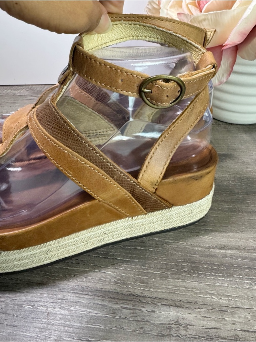 OluKai SOLD not for sale 🚫🚫🚫🚫🚫 - Picture 4 of 8
